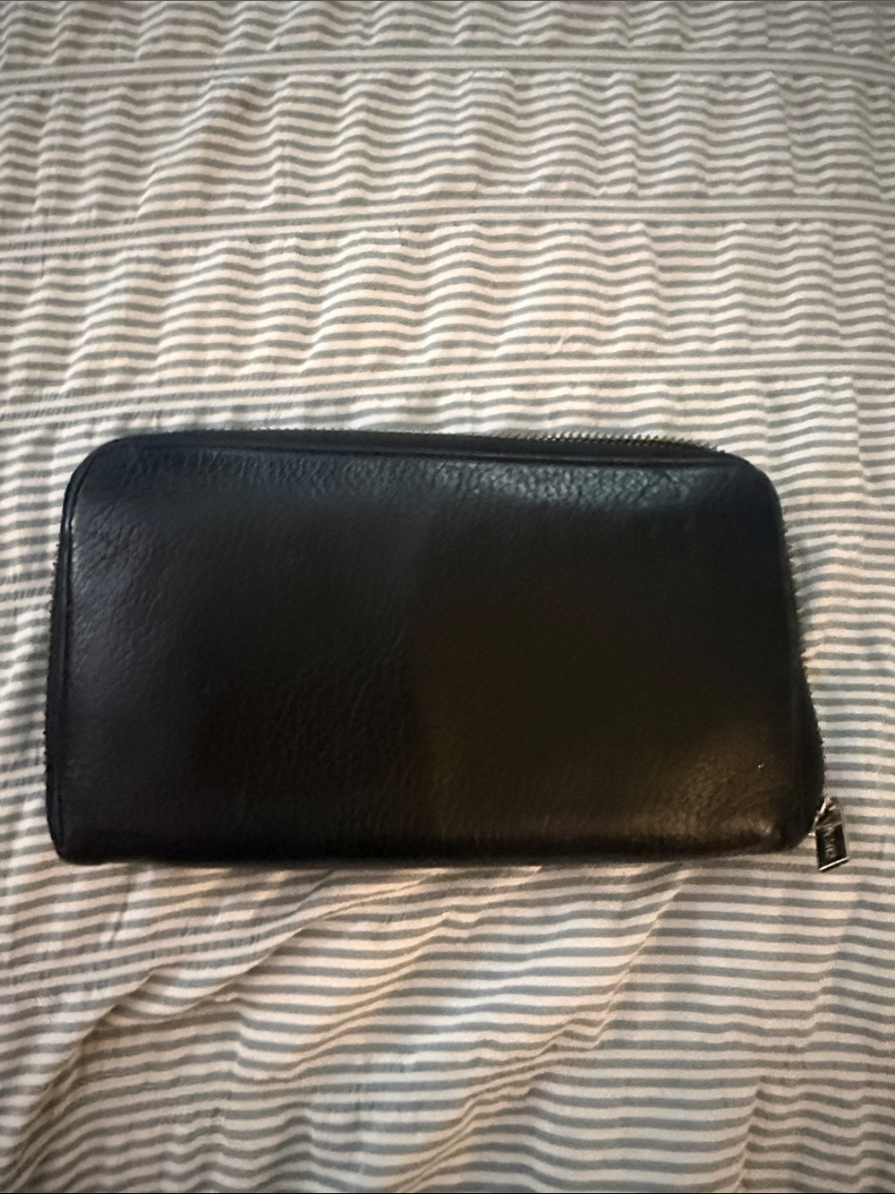 Cuyana Leather Zip Wallet Clutch
